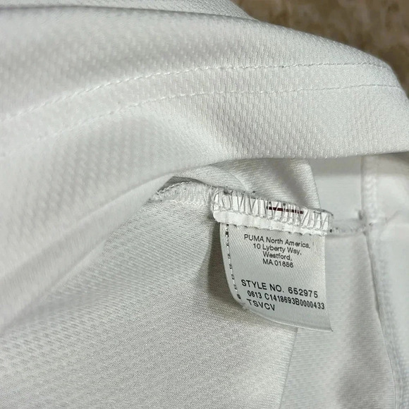 YXL white Puma  DRY sport T shirt .PTP 19” could fit women sm /med also - Picture 13 of 13